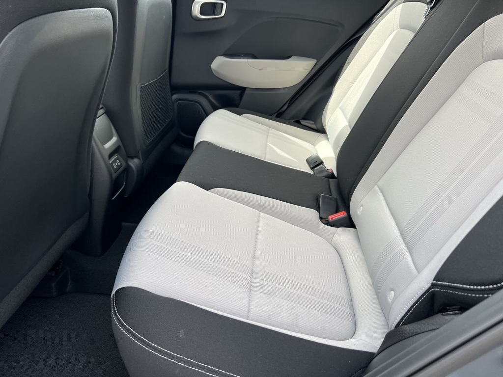 2026 Hyundai Venue SEL Image 6 of 16