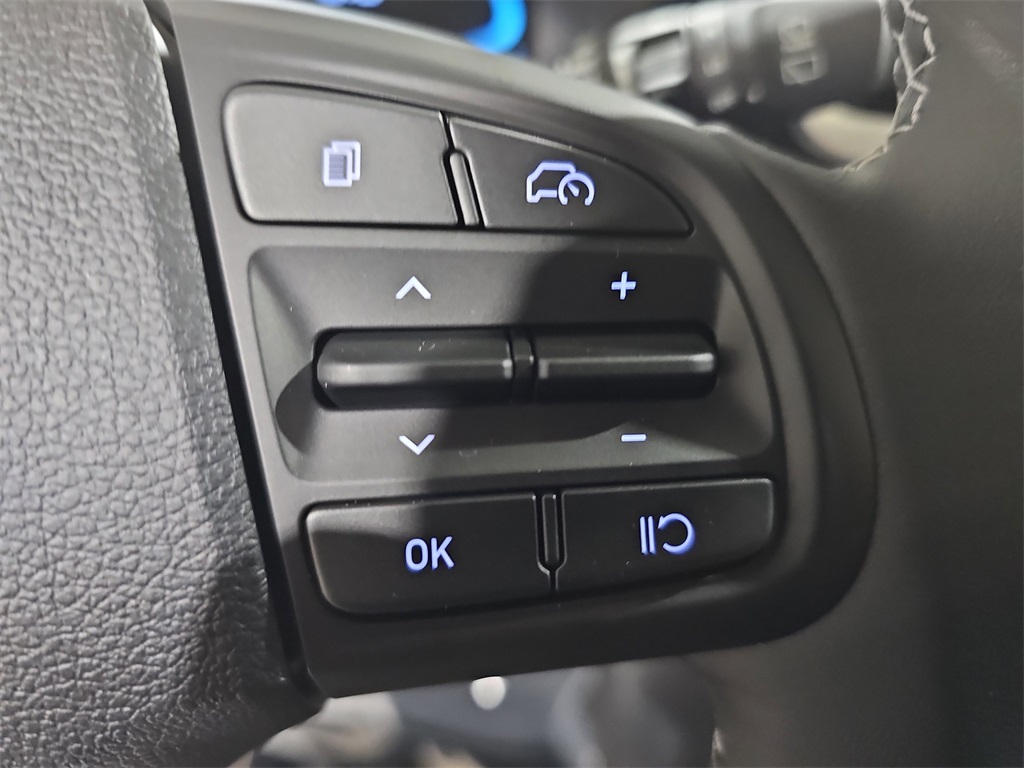 2026 Hyundai Venue SEL Image 29 of 37