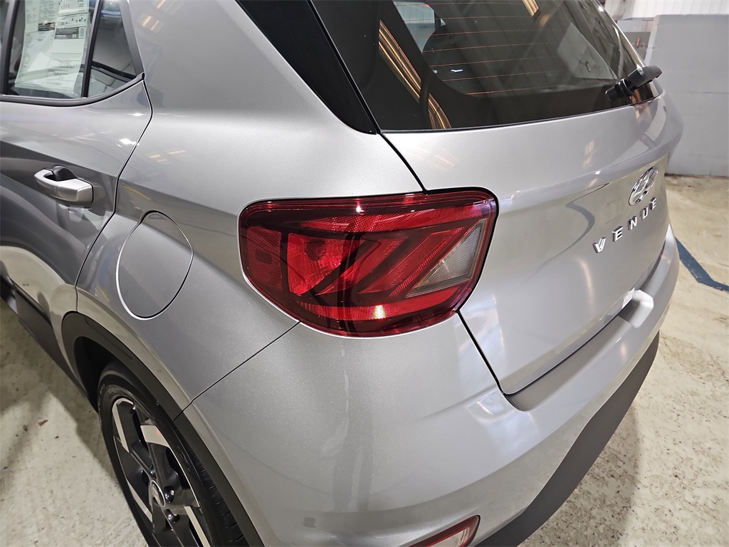 2026 Hyundai Venue SEL Image 34 of 37