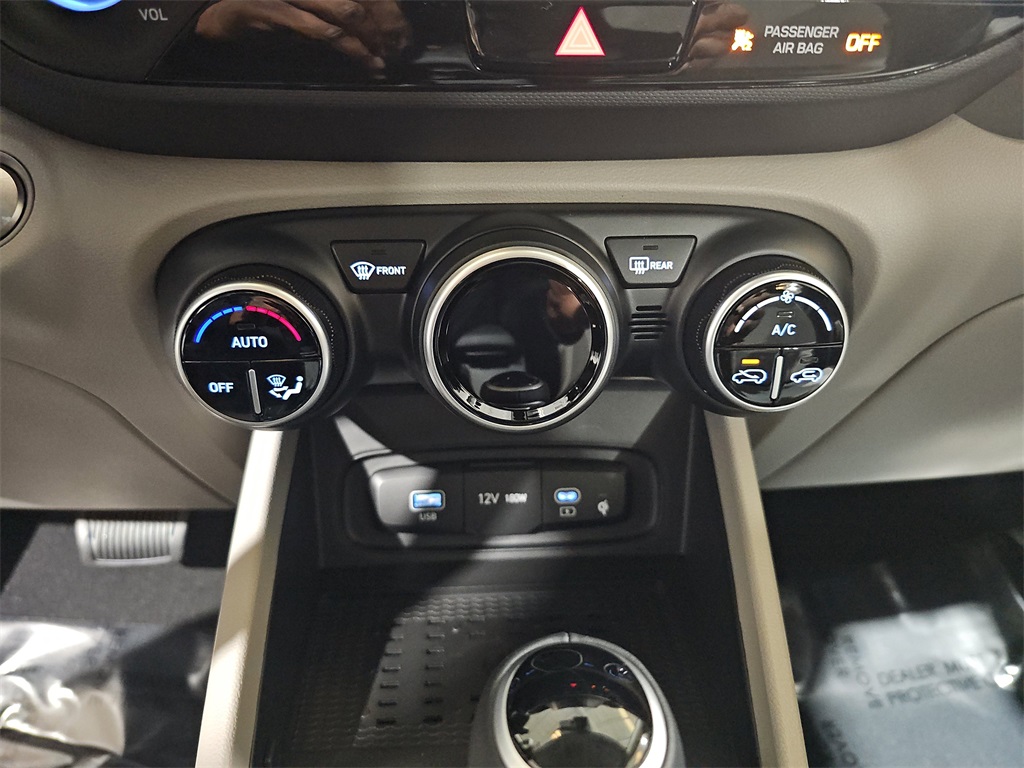 2026 Hyundai Venue SEL Image 37 of 37