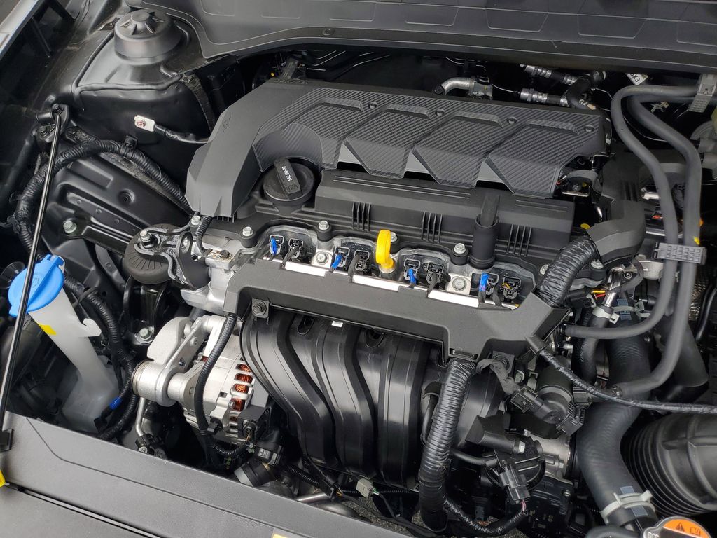 2026 Hyundai Venue SEL Image 7 of 26