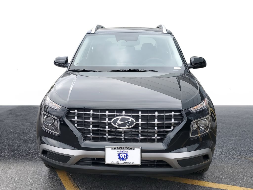 2026 Hyundai Venue SEL Image 2 of 26