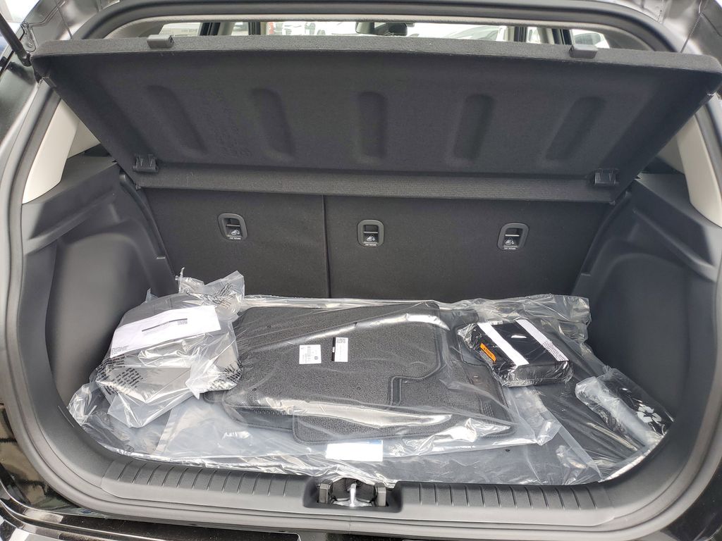 2026 Hyundai Venue SEL Image 9 of 26