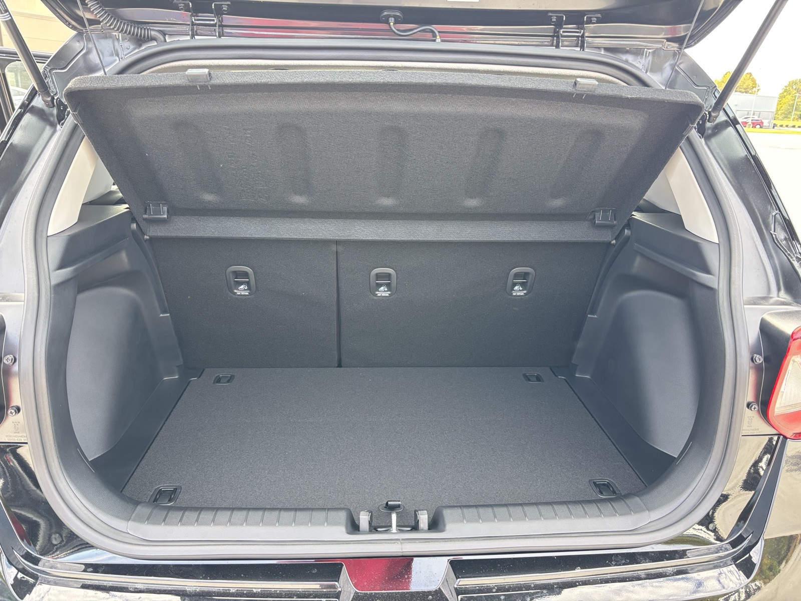 2026 Hyundai Venue SEL Image 9 of 23