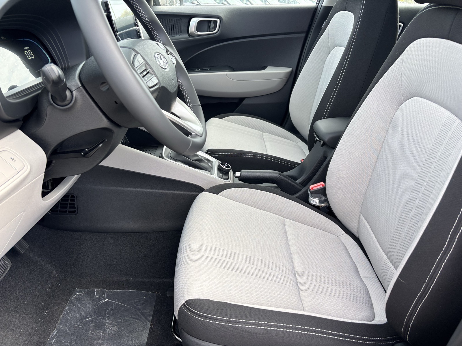 2026 Hyundai Venue SEL Image 22 of 23