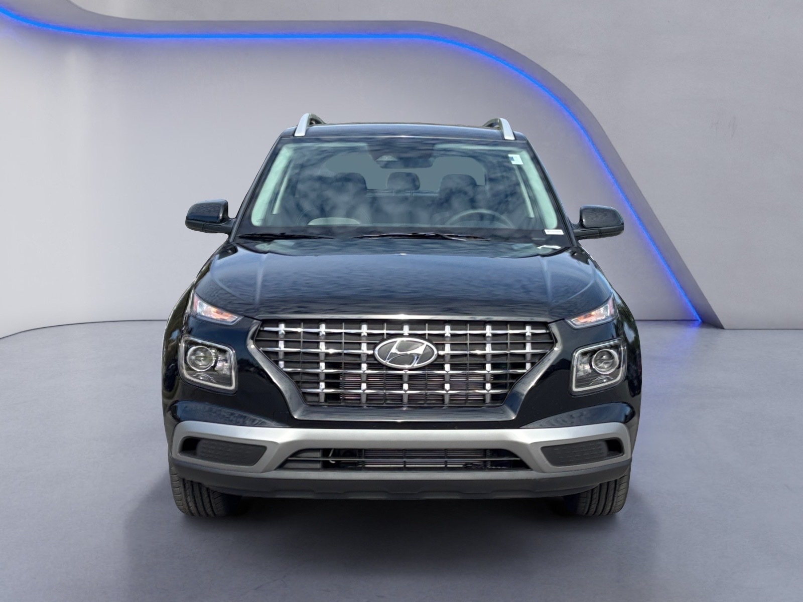 2026 Hyundai Venue SEL Image 3 of 23