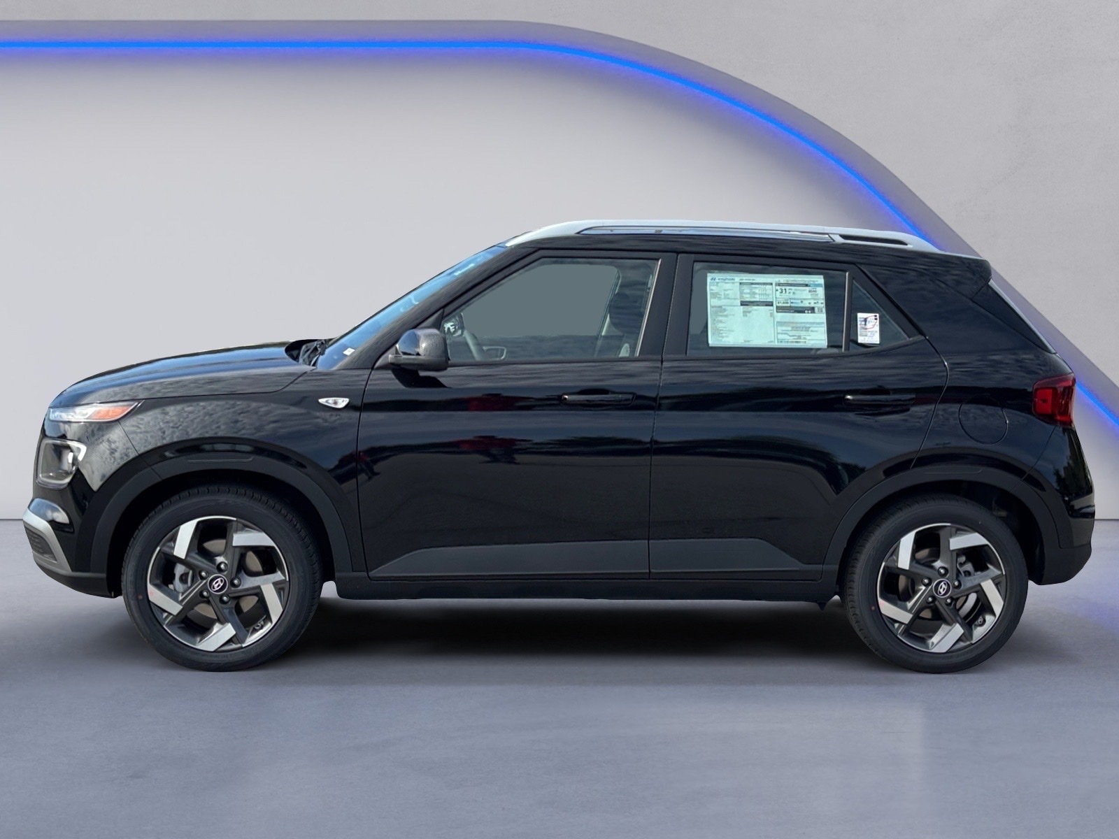 2026 Hyundai Venue SEL Image 7 of 23