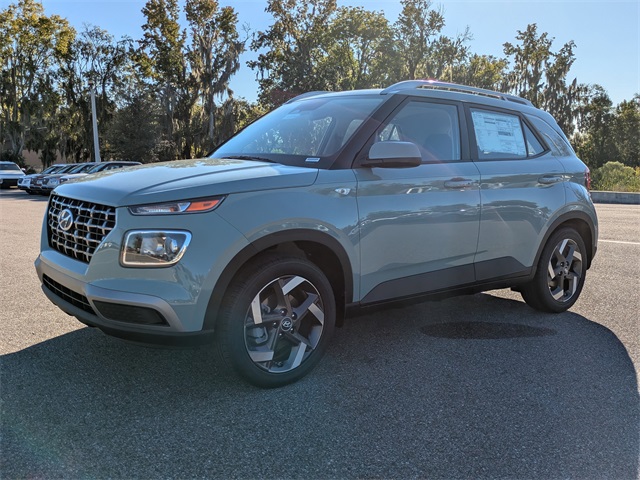 2026 Hyundai Venue SEL Image 1 of 35