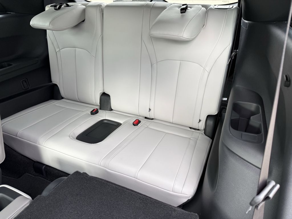 2026 INFINITI QX60 Autograph Image 11 of 26