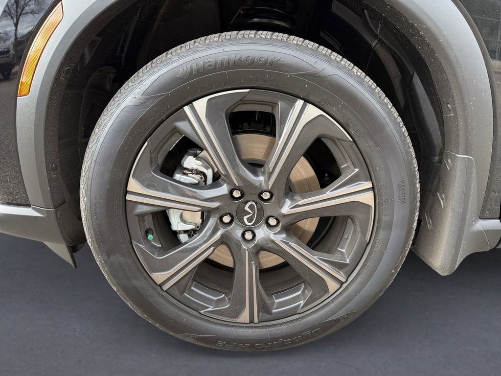2026 INFINITI QX60 Autograph Image 8 of 26