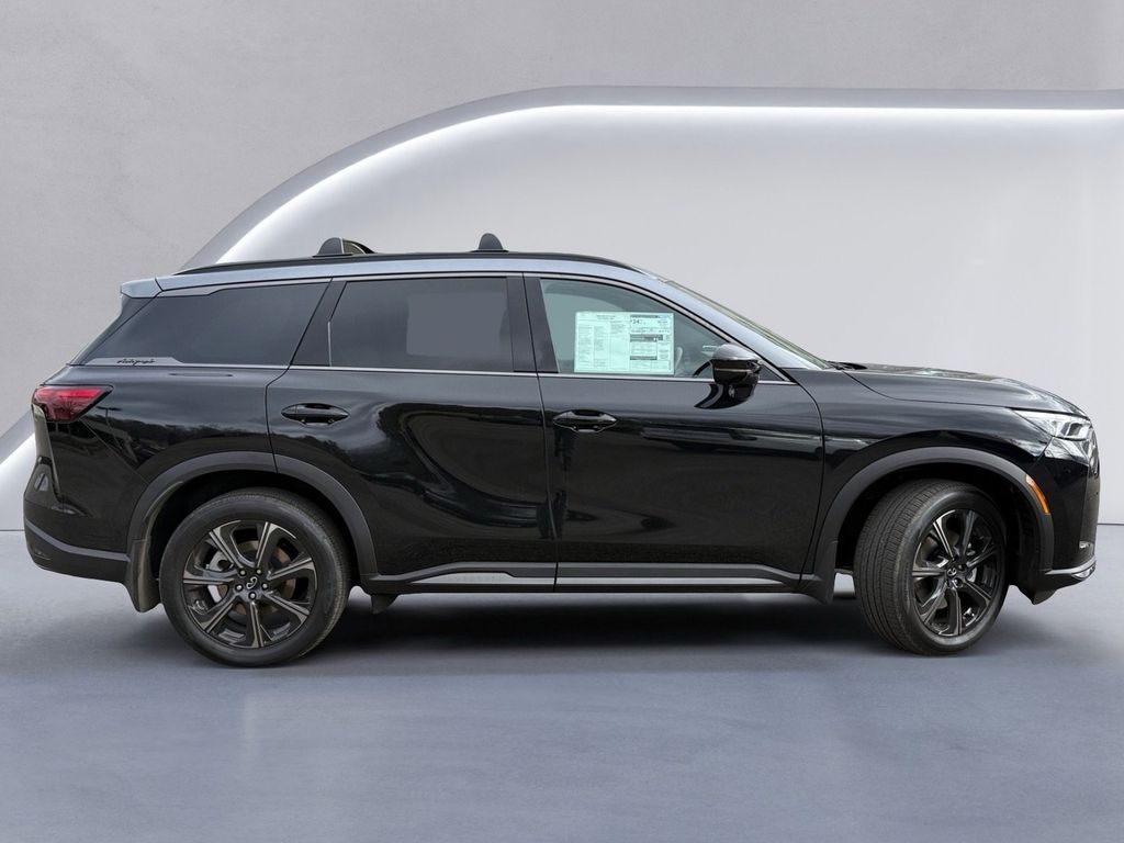 2026 INFINITI QX60 Autograph Image 4 of 26