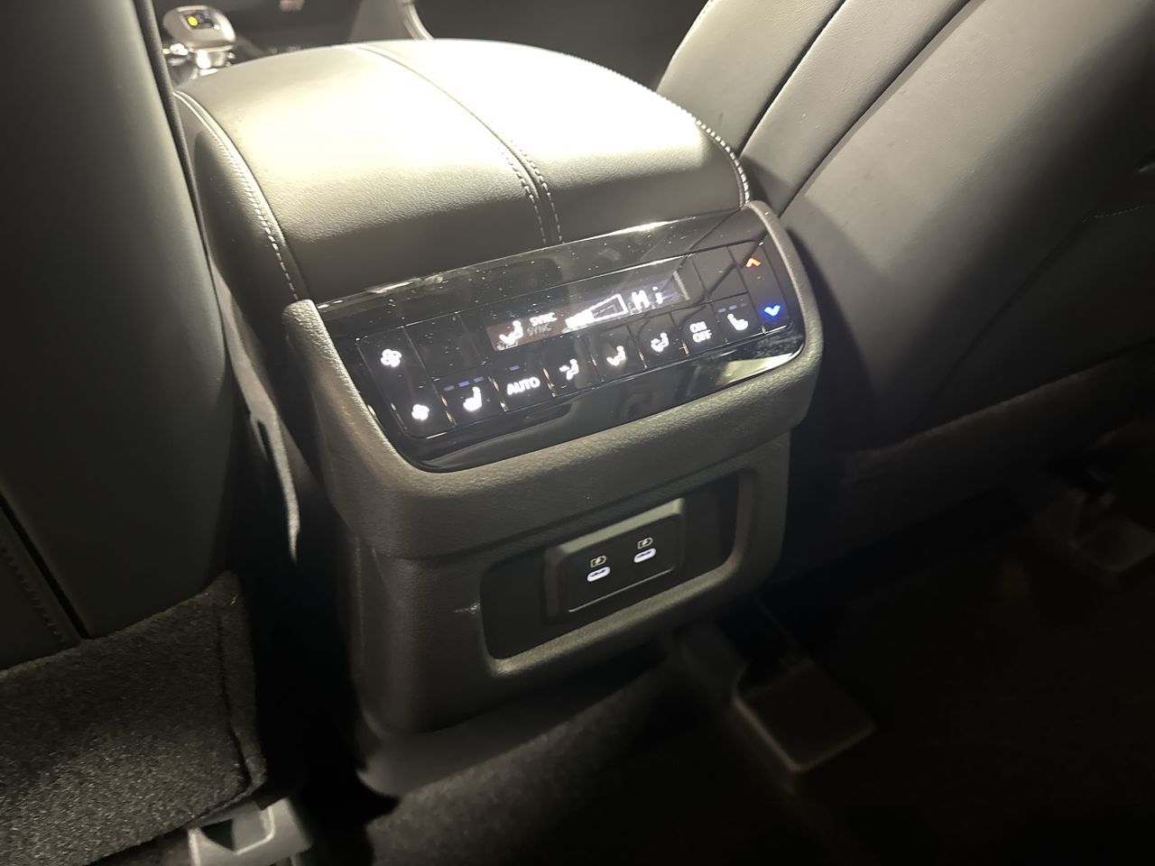 2026 INFINITI QX60 Luxe Image 31 of 34