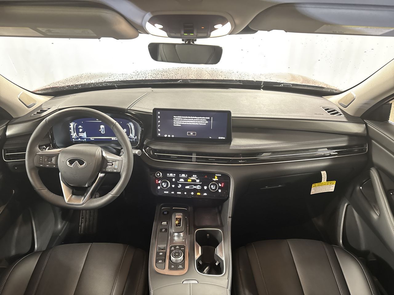 2026 INFINITI QX60 Luxe Image 17 of 34