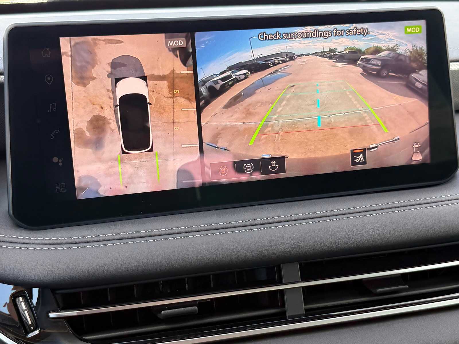 2026 INFINITI QX60 Luxe Image 16 of 31