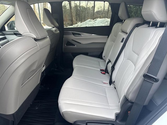 2026 INFINITI QX60 Luxe Image 13 of 25