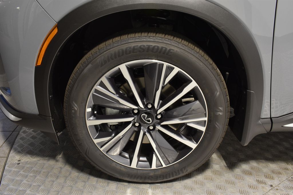 2026 INFINITI QX60 Luxe Image 12 of 35