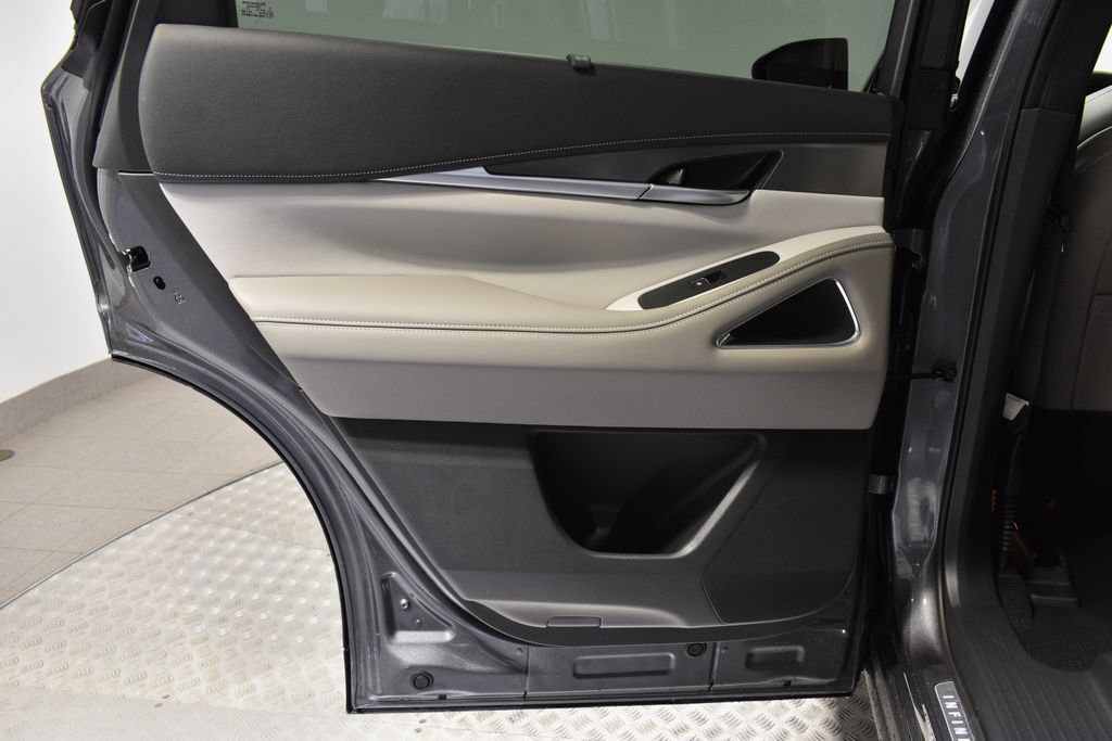 2026 INFINITI QX60 Luxe Image 26 of 35