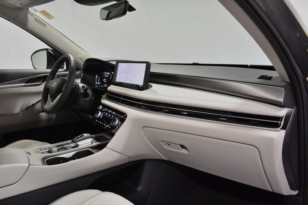 2026 INFINITI QX60 Luxe Image 17 of 35