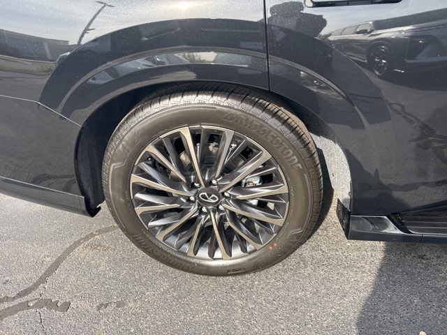 2026 INFINITI QX80 AUTOGRAPH Image 5 of 20