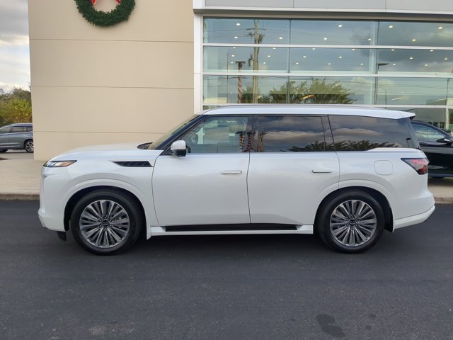 2026 INFINITI QX80 Luxe Image 8 of 38