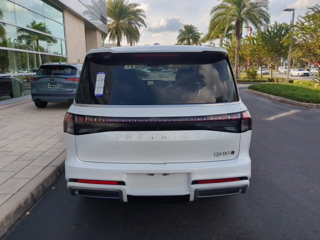 2026 INFINITI QX80 Luxe Image 6 of 38