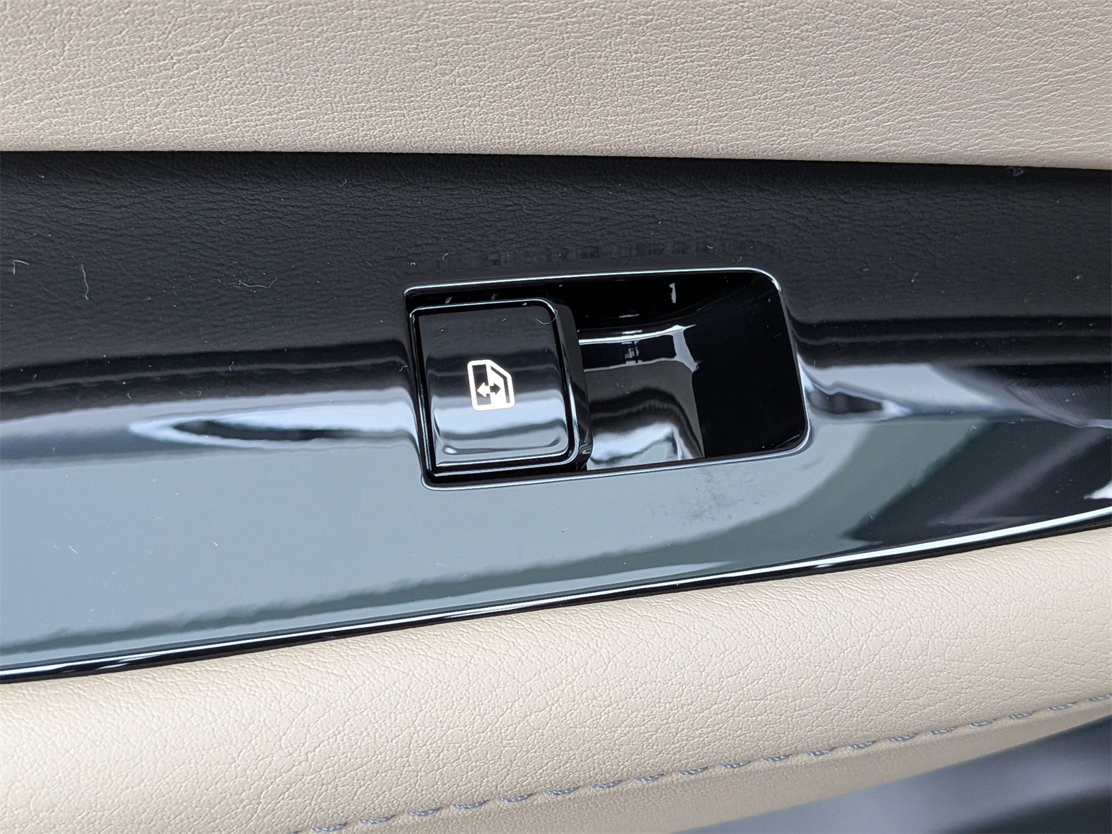 2026 INFINITI QX80 PURE Image 29 of 39