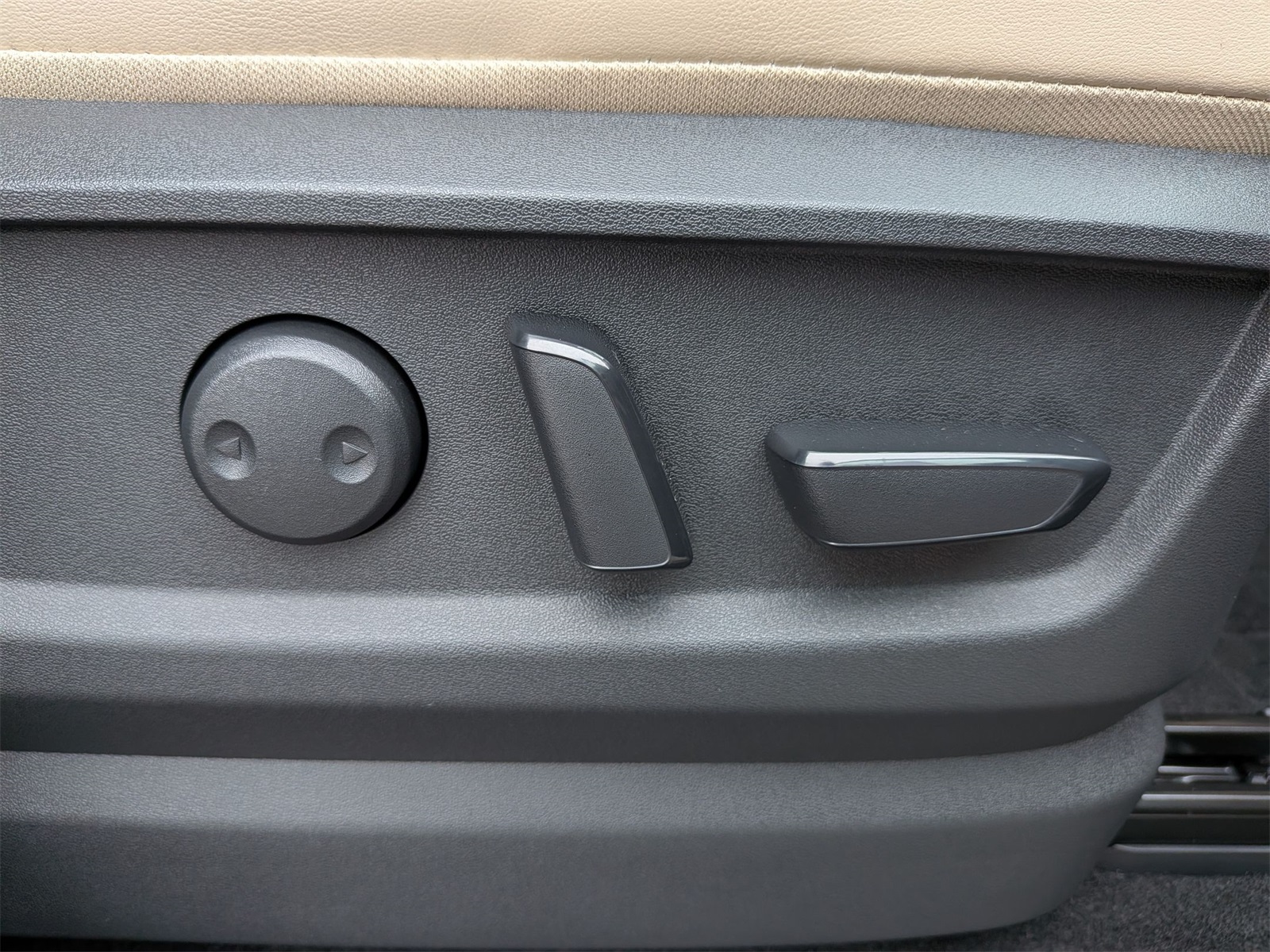 2026 INFINITI QX80 PURE Image 28 of 39