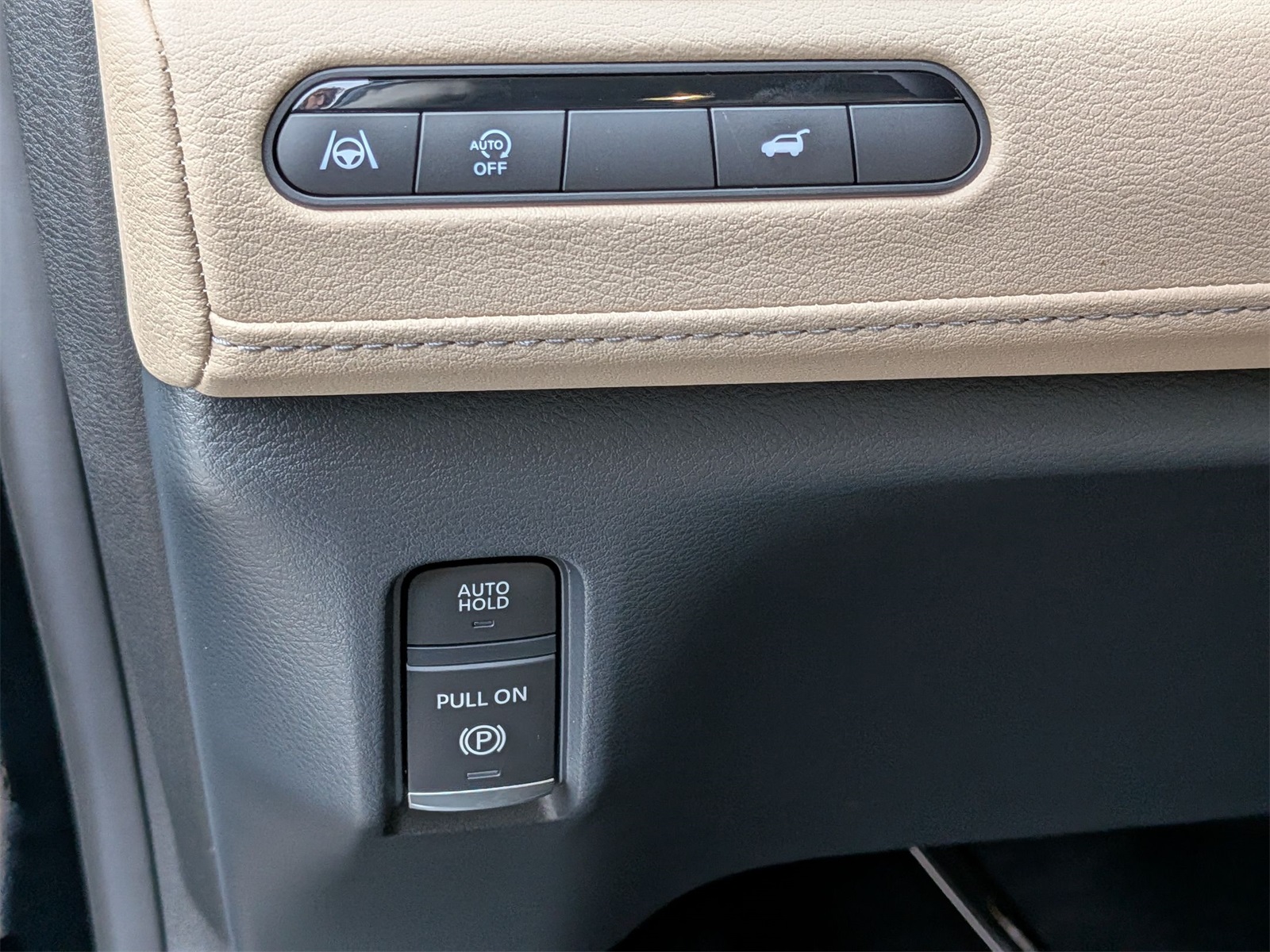 2026 INFINITI QX80 PURE Image 27 of 39