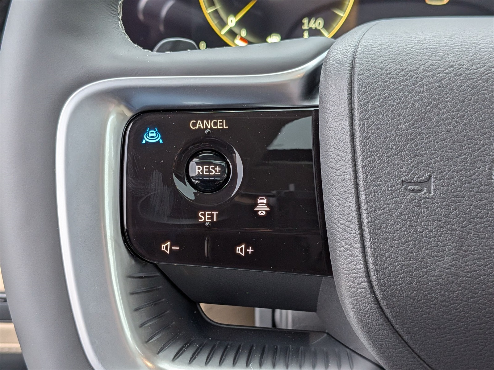 2026 INFINITI QX80 PURE Image 19 of 39