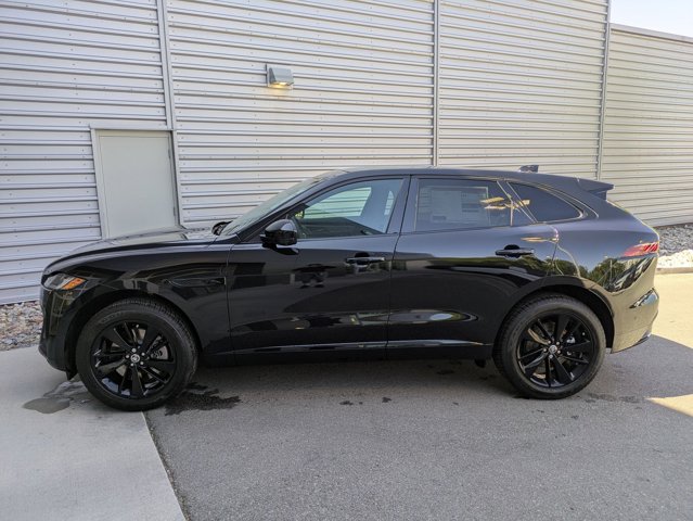 Vehicle image 8 of 15