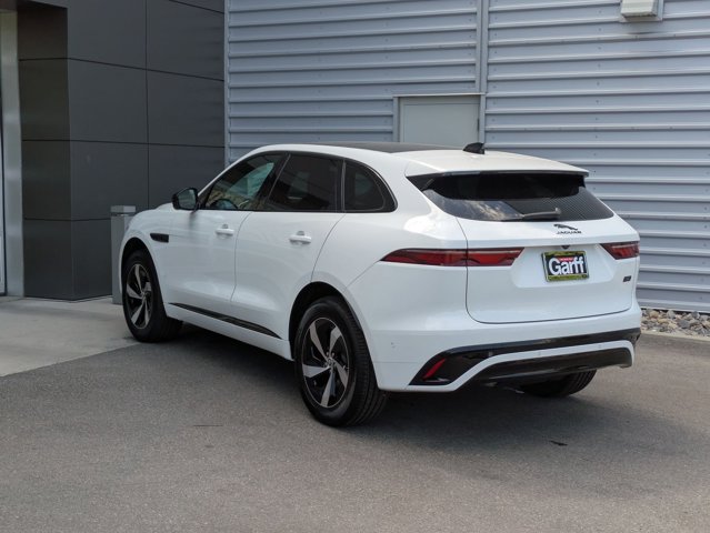 Vehicle image 7 of 15