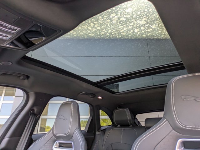 Vehicle image 15 of 15