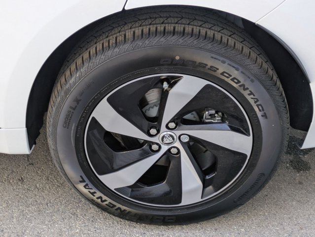 Vehicle image 9 of 15