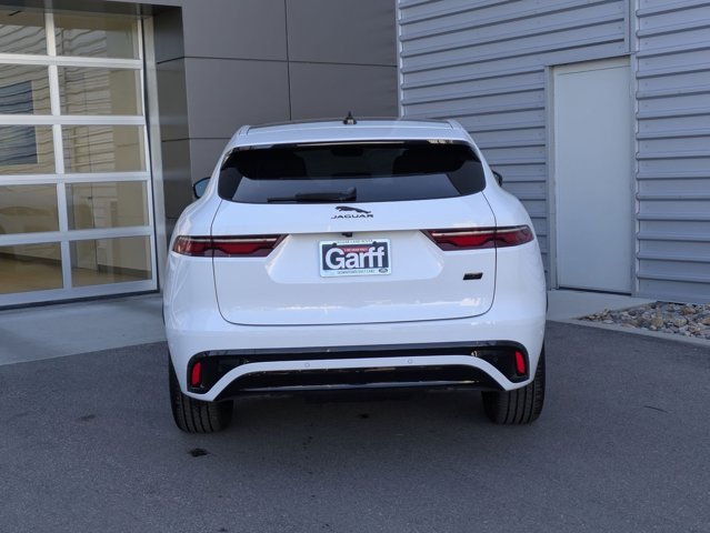 Vehicle image 6 of 15