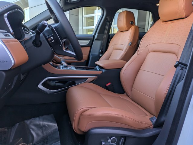 Vehicle image 12 of 15