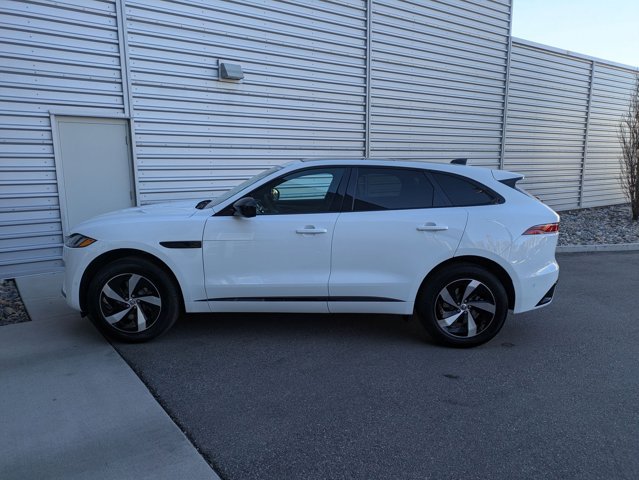 Vehicle image 8 of 15