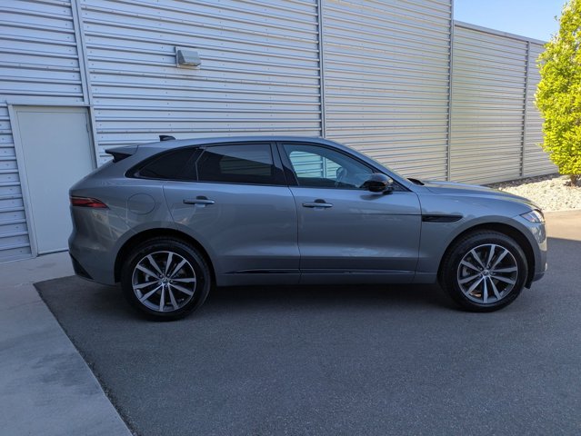 Vehicle image 4 of 15
