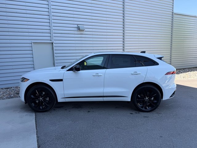 Vehicle image 8 of 15