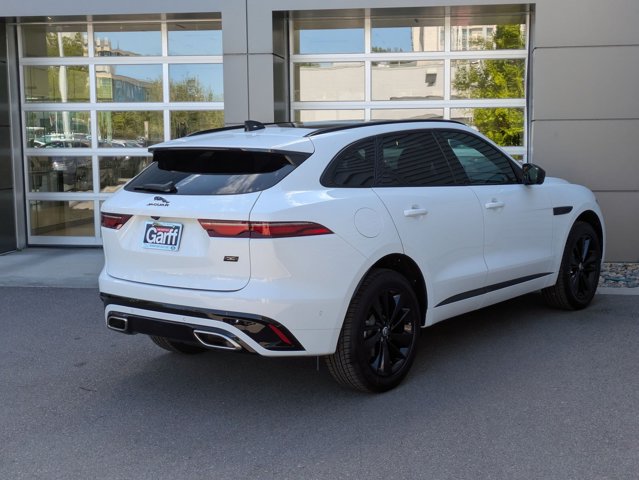 Vehicle image 7 of 27