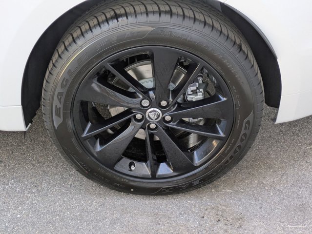 Vehicle image 27 of 27