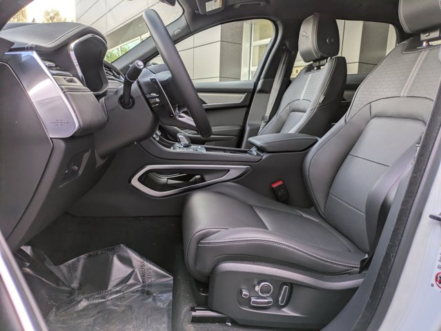 Vehicle image 12 of 15