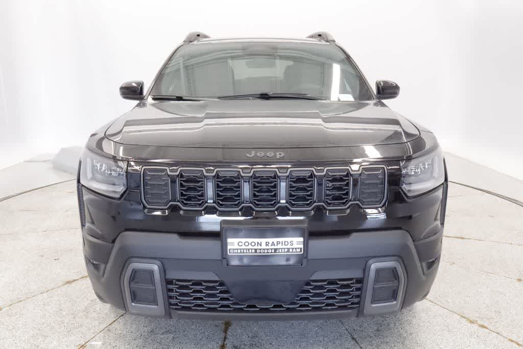 2026 Jeep Cherokee Laredo Image 3 of 37