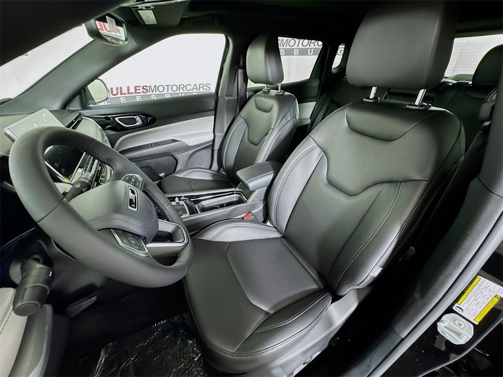 2026 Jeep Compass Limited Image 15 of 34