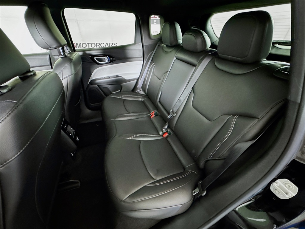 2026 Jeep Compass Limited Image 13 of 34