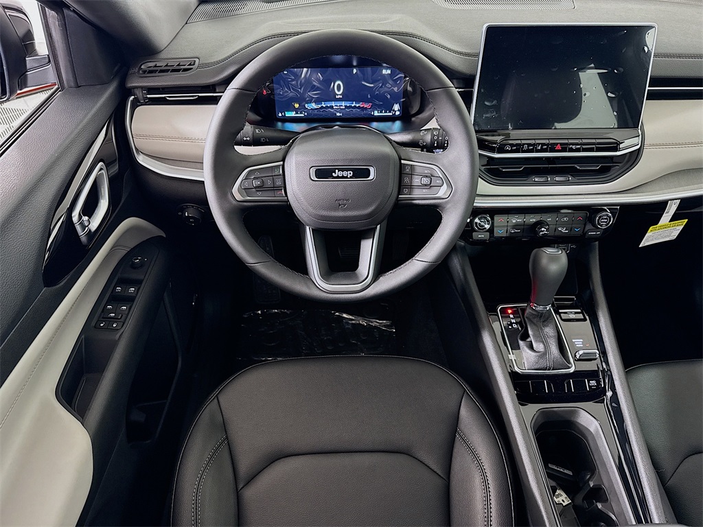 2026 Jeep Compass Limited Image 20 of 34