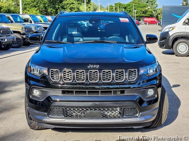 2026 Jeep Compass Latitude Altitude Image 2 of 22