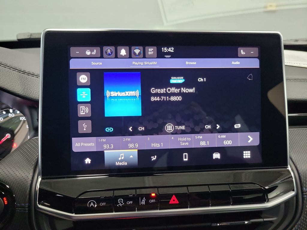 2026 Jeep Compass Latitude Image 12 of 21