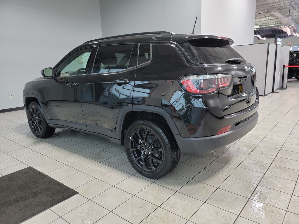 2026 Jeep Compass Latitude Image 6 of 21