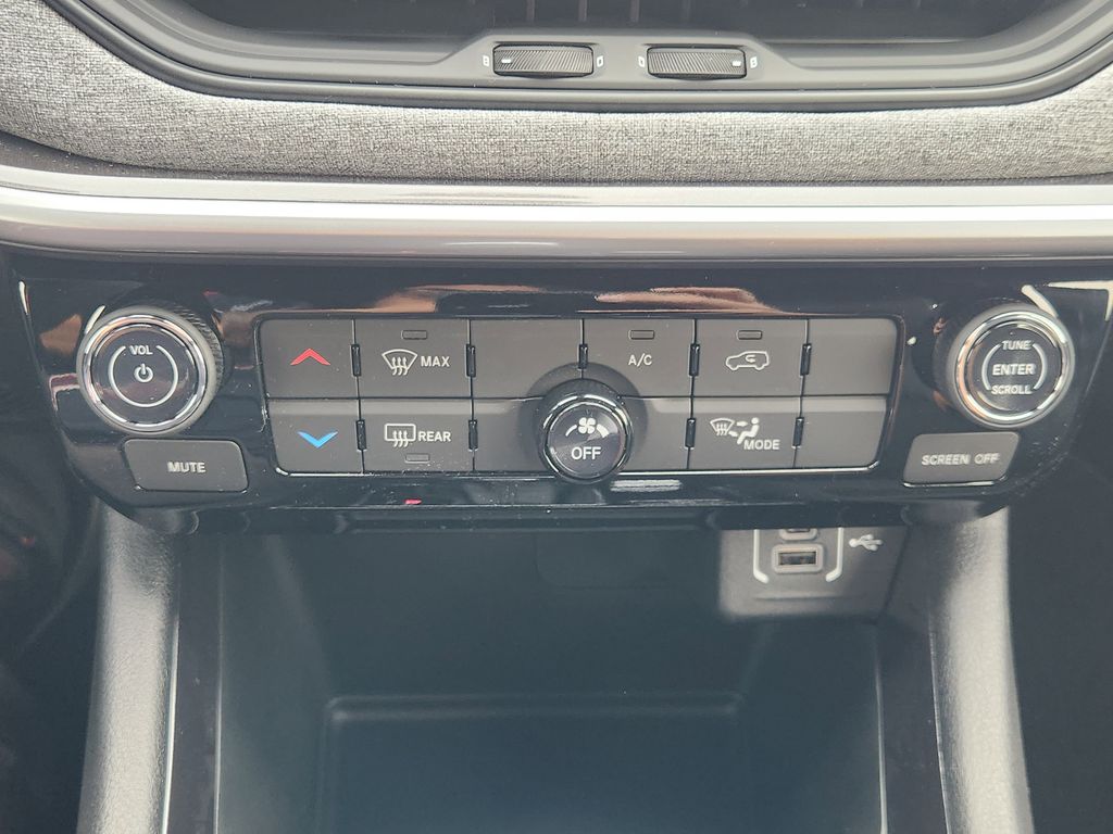 2026 Jeep Compass Latitude Image 24 of 24