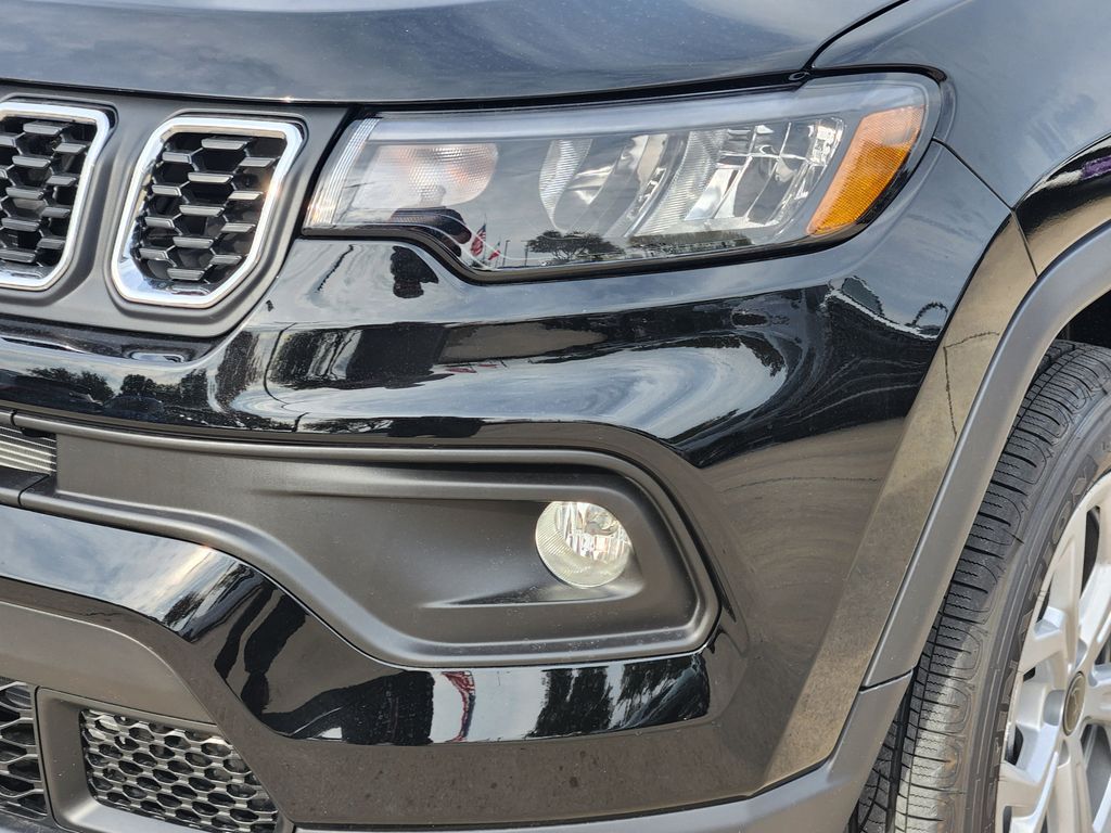 2026 Jeep Compass Latitude Image 20 of 24